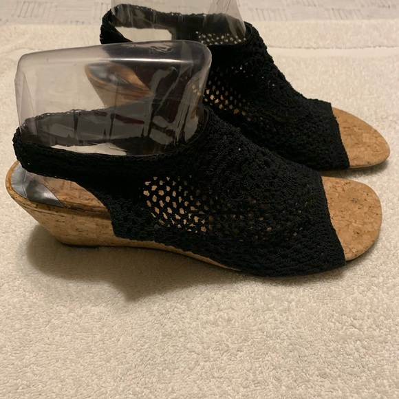 Hannah Sandals - Picture 4 of 8